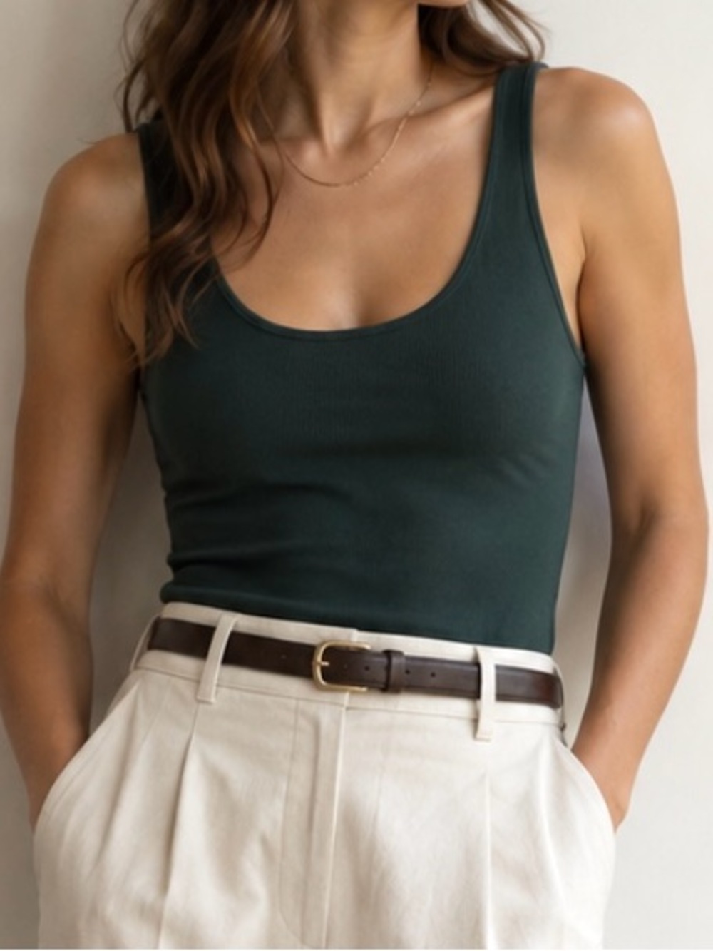 Monrow Forest Green Supimaluxe Rib Scoop Neck Tank L 90’s Minimalist Clean Girl